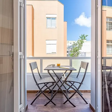 La Casita De Bruno - 2br Balcony House -